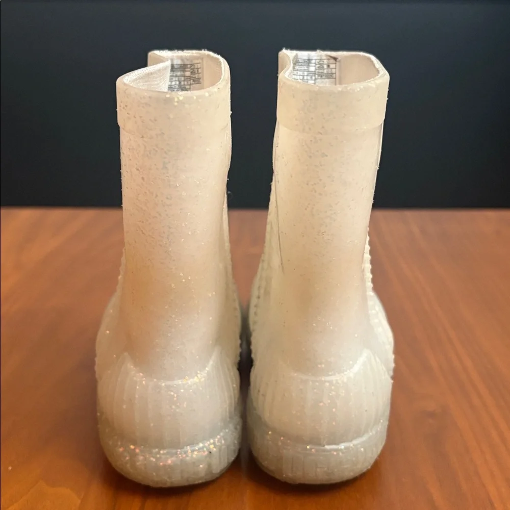 UGG, Drizlita Glitter Boot Infant/Toddler Shoes Size 8